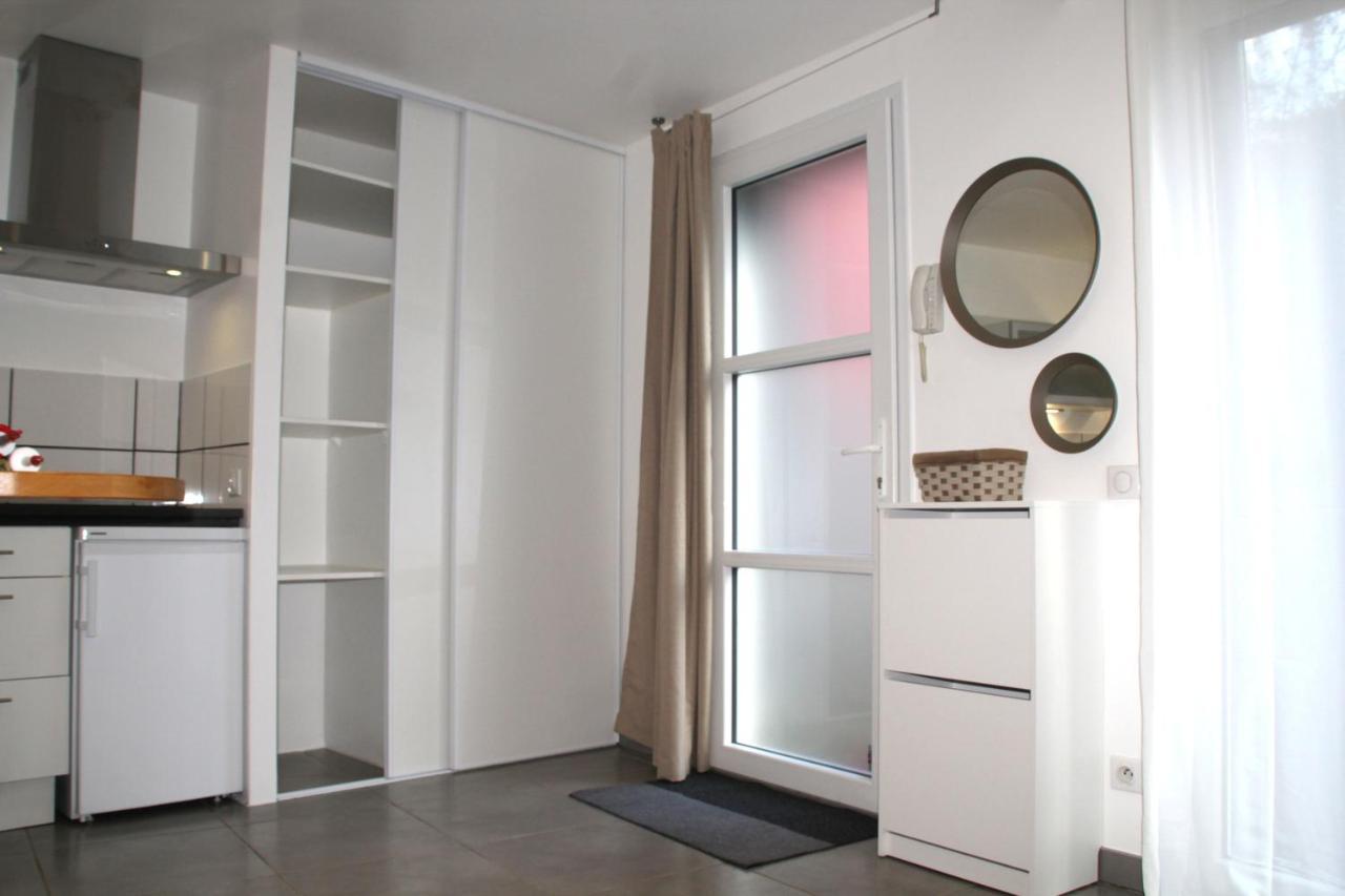 Apartment Rez De Jardin Terrasse Literie De Gamme Proche Gare Et Hyper Centre Quimper
